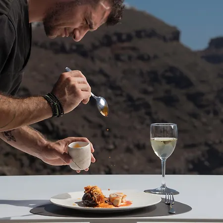 ホテル Santorini Princess イメロヴィグリ