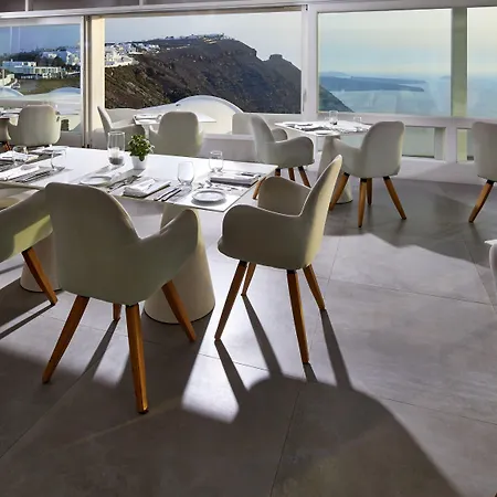 Santorini Princess فندق