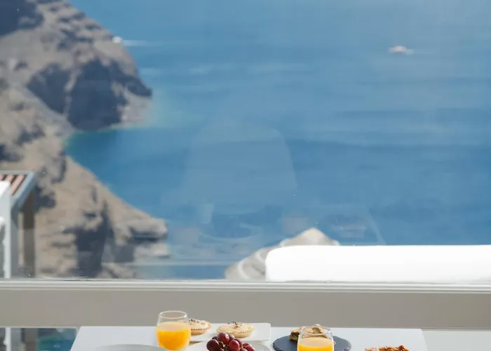 Santorini Princess فندق إيميروفيغلي